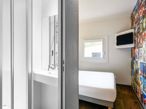 Premium bedding, individually decorated, individually furnished, desk