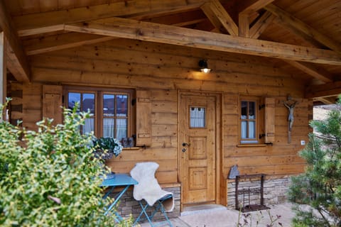 Traditional Cabin, Mountain View, Garden Area | Terrace/patio