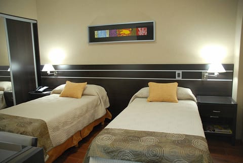 Single Room | Premium bedding, pillowtop beds, desk, blackout drapes