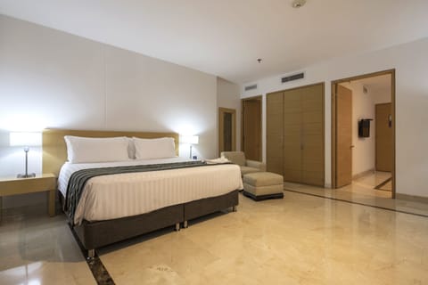 Suite | Premium bedding, minibar, in-room safe, desk