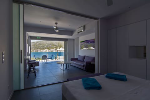 Deluxe Suite, Private Pool (Lavender) | 1 bedroom, in-room safe, iron/ironing board, free WiFi