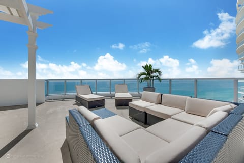 Marenas Oceanfront Two Bedroom Penthouse with Terrace | Terrace/patio