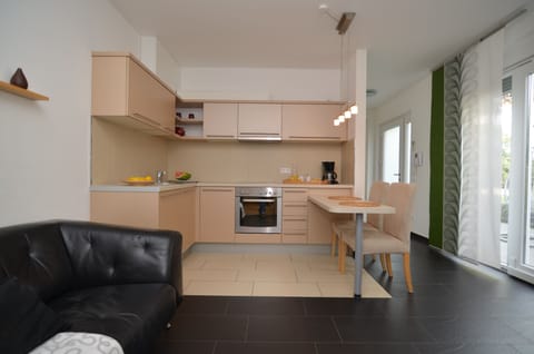 Comfort Apartment, 1 Bedroom, Terrace | Private kitchenette | Fridge, coffee/tea maker, electric kettle, toaster