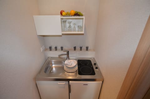 Comfort Double Room | Private kitchenette | Fridge, coffee/tea maker, electric kettle, toaster