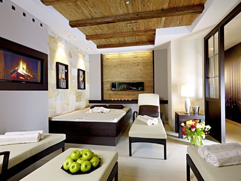 Sauna, steam room, Turkish bath, sports massages, massages