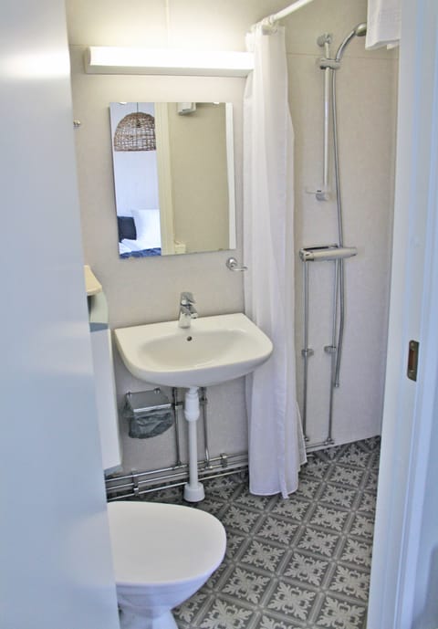 Double Room, Sea View | Bathroom | Shower, hair dryer, soap, toilet paper