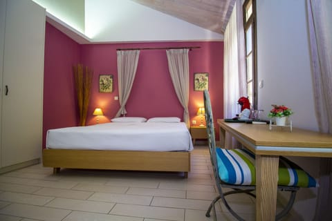 Classic Room, Balcony | In-room safe, iron/ironing board, free WiFi, bed sheets