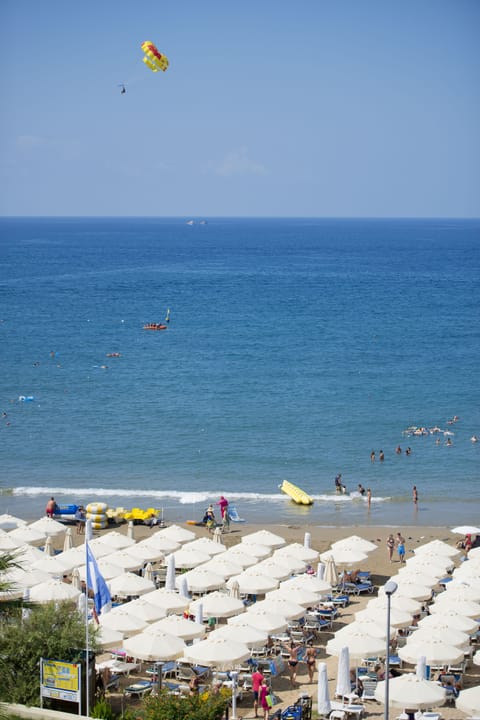 Private beach, sun loungers, beach umbrellas, beach towels