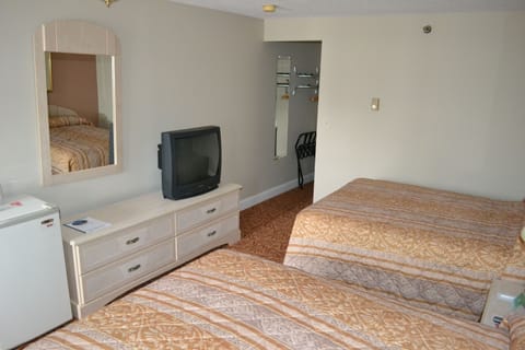 2 Doubles Bed Non Smoking | Individually decorated, individually furnished, desk, soundproofing