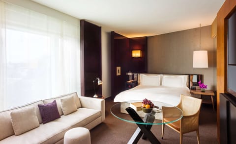 Junior Suite | Premium bedding, down comforters, minibar, in-room safe