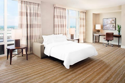 Junior Suite, 1 King Bed | Premium bedding, pillowtop beds, in-room safe, desk