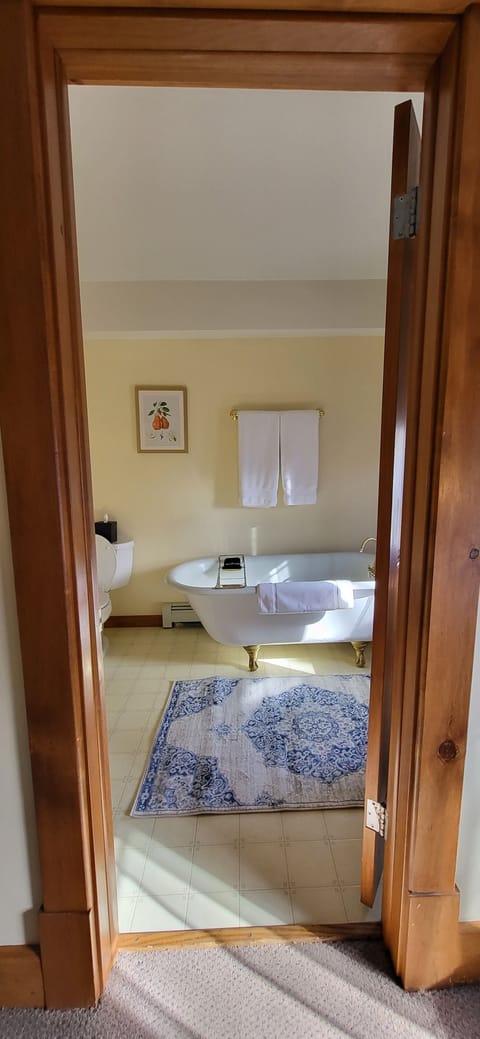 The Perfect Pear Room | Bathroom | Hair dryer, towels