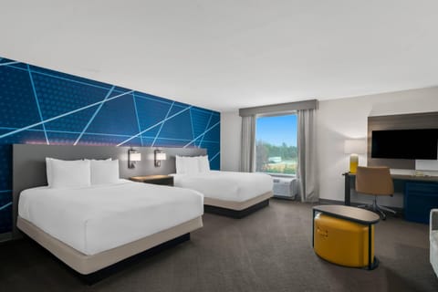 Desk, blackout drapes, iron/ironing board, free WiFi