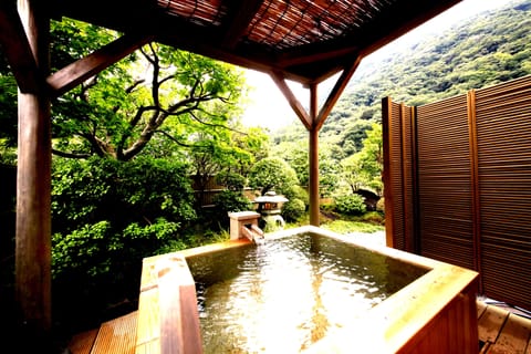 Room, Garden View | Deep soaking bathtub