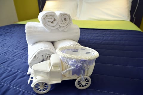 Premium Double Room, 1 Bedroom, Balcony | Hypo-allergenic bedding, pillowtop beds, desk, laptop workspace