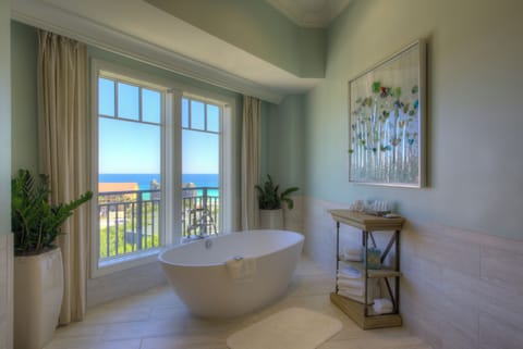 Presidential Suite (The Hagerman) | Bathroom | Separate tub and shower, deep soaking tub, rainfall showerhead