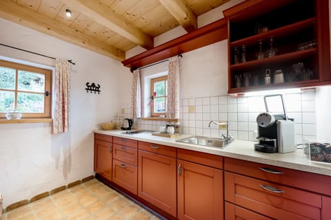 Deluxe Chalet, 2 Bedrooms, Terrace (private SPA) | Private kitchen