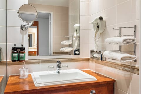 In-room safe, desk, blackout drapes, soundproofing