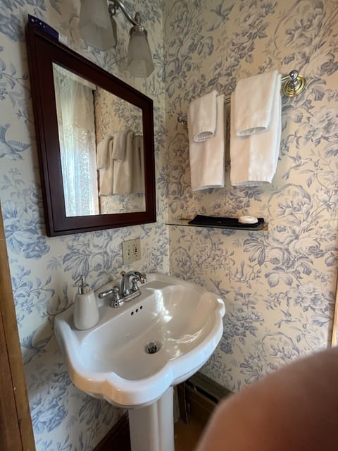 Comfort Double Room | Bathroom | Designer toiletries, hair dryer, towels, soap