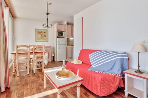 Studio 4 personnes | Free WiFi, bed sheets