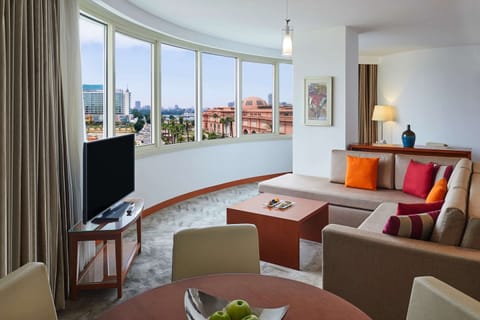 Capital Suite | 1 bedroom, down comforters, minibar, in-room safe