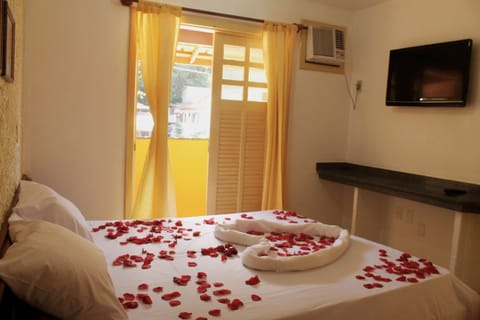 Standard Double Room | Minibar, free WiFi, bed sheets