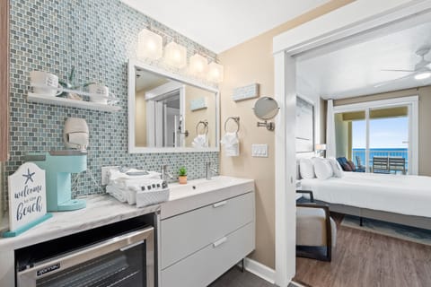 Condo, 3 Bedrooms, Ocean View (1-1501) | Bathroom | Separate tub and shower, deep soaking tub, free toiletries, hair dryer