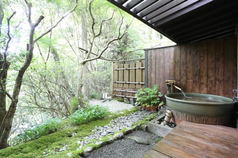 Japanese Room with Open-air Bath, 10 Tatami mats | Desk, free WiFi