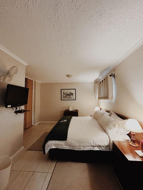 Standard Double or Twin Room, 1 Bedroom | In-room safe, individually decorated, individually furnished, desk