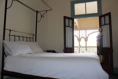 Verandah Double Room, Shared Bathroom | Bed sheets