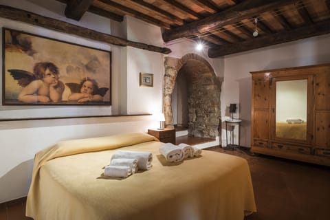 Apartment, 1 Bedroom (15) | In-room safe, iron/ironing board, free WiFi, bed sheets