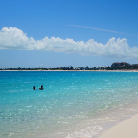 Beach nearby, white sand, sun loungers, beach umbrellas