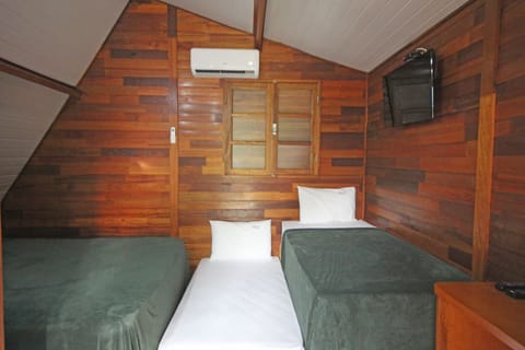 Chalet | Minibar, desk, free cribs/infant beds, free WiFi