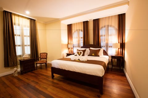 Deluxe Exclusive Room | Minibar, in-room safe, desk, free WiFi