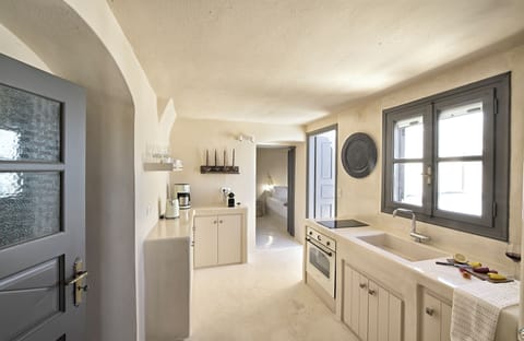 Amare Villa by K&K | Private kitchen | Fridge, espresso maker, coffee/tea maker, electric kettle