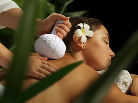 Body treatments, hydrotherapy, facials, 7 treatment rooms, massages