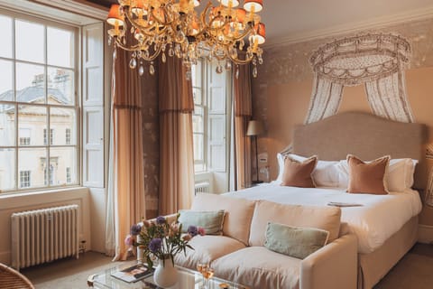 Pulteney Room | Egyptian cotton sheets, individually decorated, individually furnished