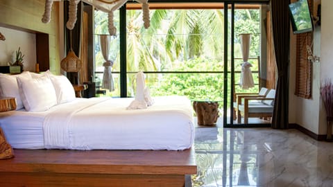 Minibar, in-room safe, desk, blackout drapes