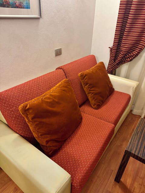 Junior Suite, Tower (Blue Sky) | 1 bedroom, in-room safe, desk, soundproofing