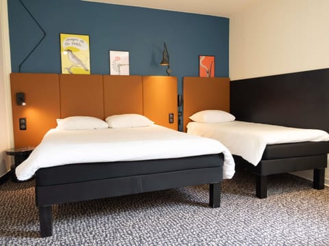 Desk, laptop workspace, blackout drapes, soundproofing