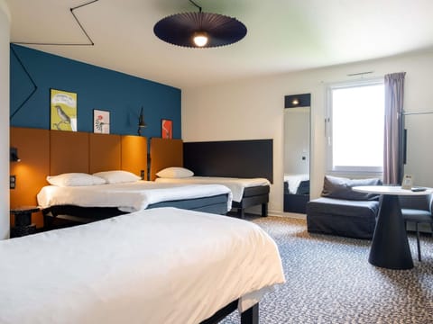 Desk, laptop workspace, blackout drapes, soundproofing