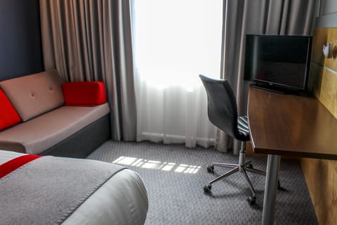 In-room safe, desk, iron/ironing board, free WiFi