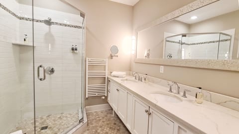 Grand Suite, 1 Bedroom, Private Bathroom, Lake View | Bathroom | Shower, free toiletries, towels