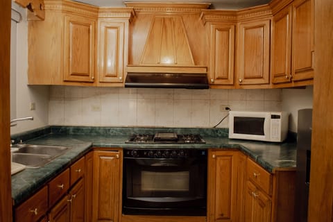 Standard Apartment | Private kitchen | Fridge, microwave, coffee/tea maker, cookware/dishes/utensils