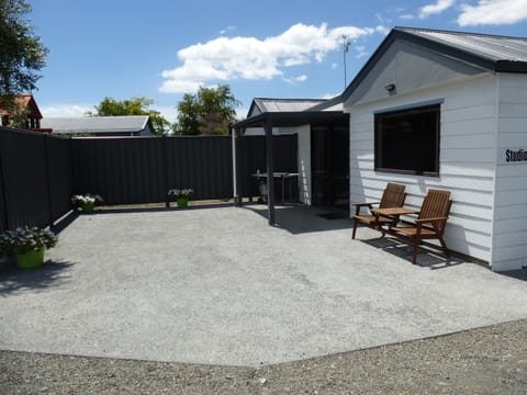 Studio Unit | Courtyard view