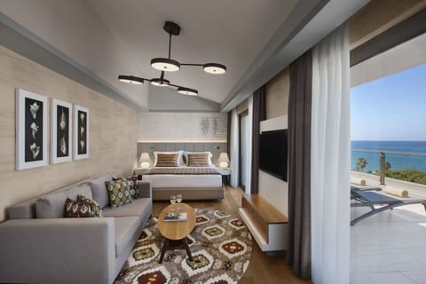 Grand Suite, 2 Bedrooms | Minibar, in-room safe, desk, blackout drapes