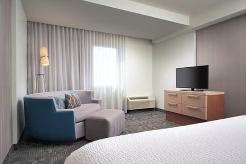 Suite, 1 Bedroom | Pillowtop beds, in-room safe, desk, laptop workspace