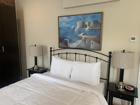 Suite, Queen Bed, Ensuite (Suite One) | Premium bedding, blackout drapes, soundproofing, free WiFi