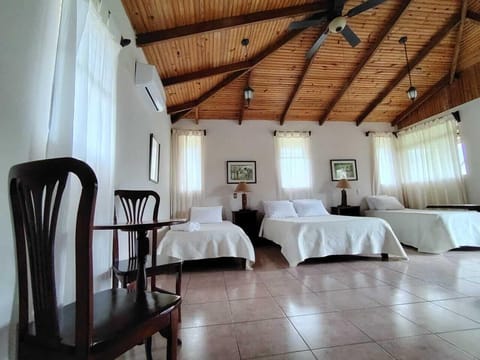 Comfort Triple Room, Balcony, Mountainside | Individually decorated, individually furnished, iron/ironing board, WiFi