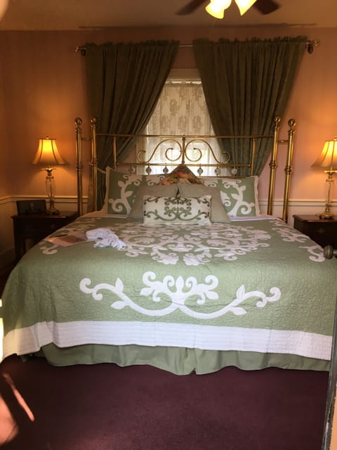 Room #2, King with Balcony | Egyptian cotton sheets, pillowtop beds, individually decorated